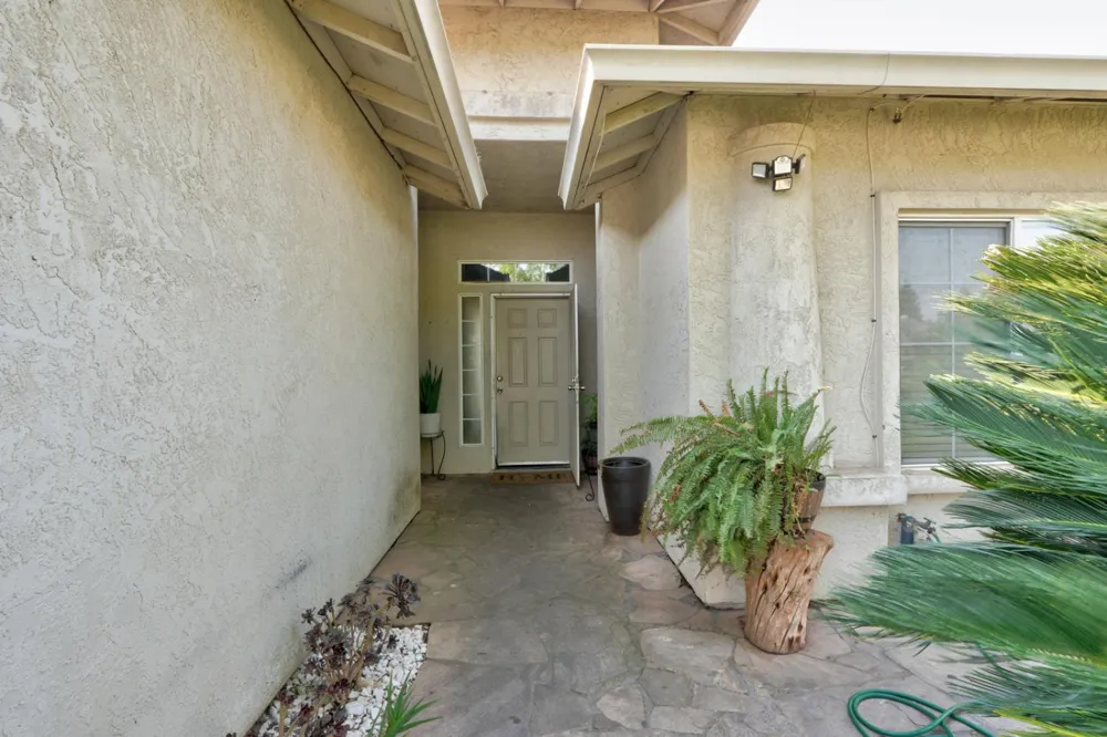 6561 Alyssa Drive Winton, CA 95388