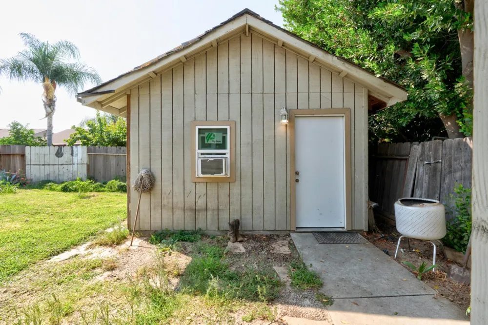 6561 Alyssa Drive Winton, CA 95388