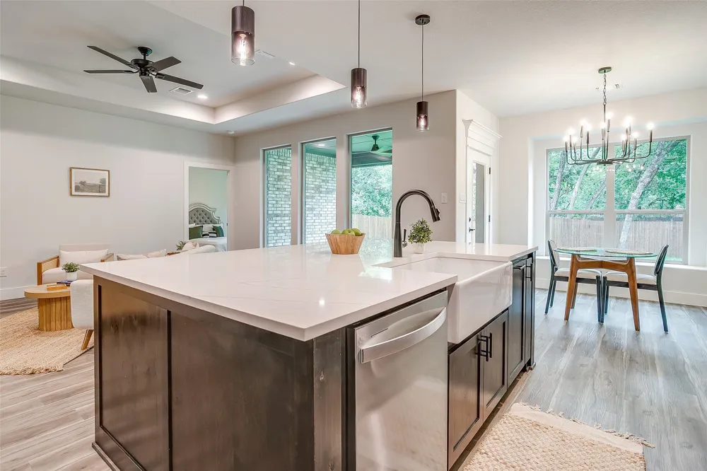 3221 NW 25th Street Fort Worth, TX 76106