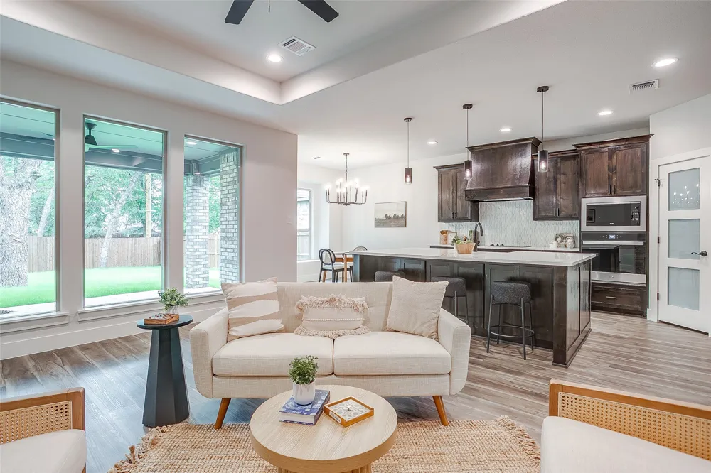 3221 NW 25th Street Fort Worth, TX 76106