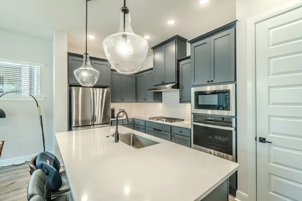 705 Morning Dove Lane Arlington, TX 76005