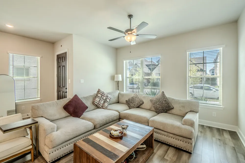 705 Morning Dove Lane Arlington, TX 76005