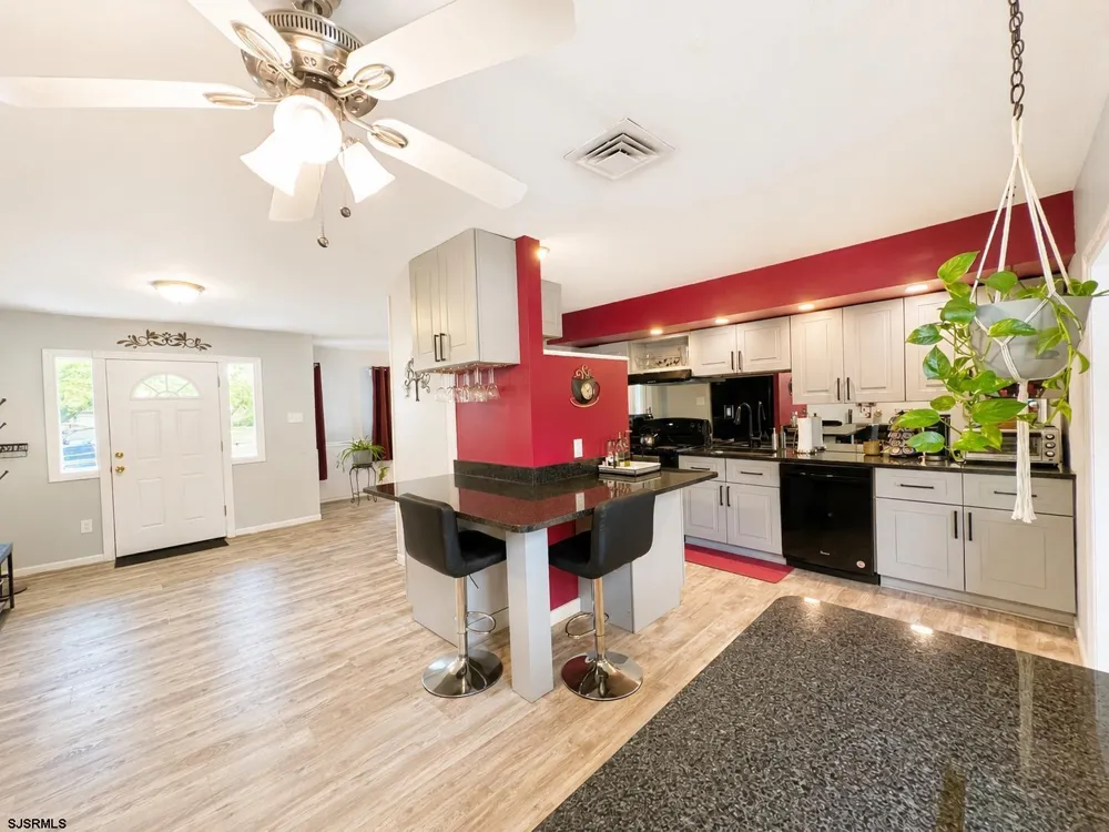 701 W Mill Road Northfield, NJ 08225