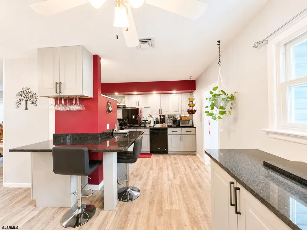 701 W Mill Road Northfield, NJ 08225