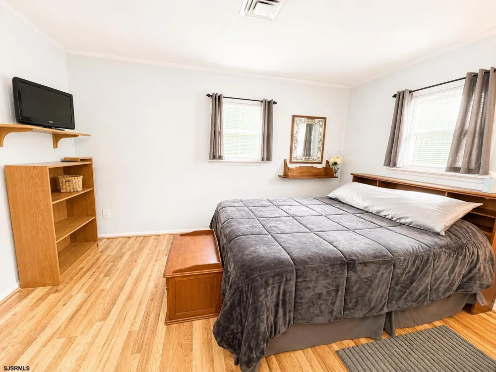 701 W Mill Road Northfield, NJ 08225
