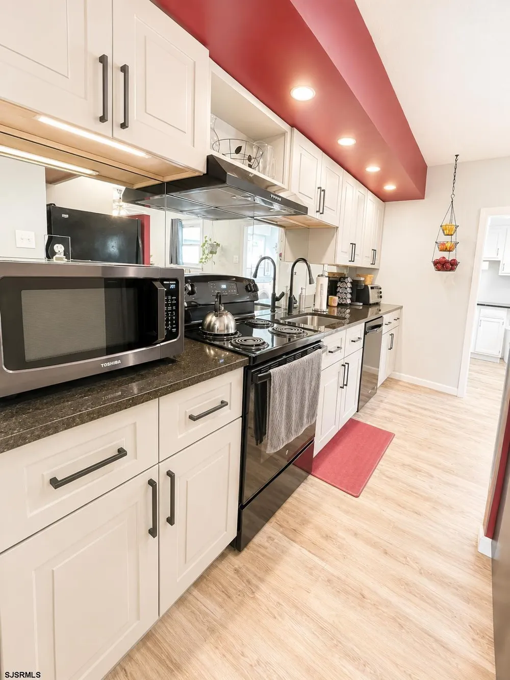 701 W Mill Road Northfield, NJ 08225