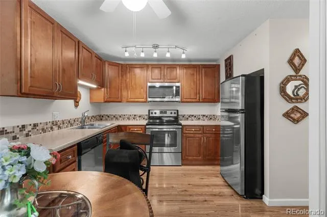 595 S Alton Way #11C Denver, CO 80247
