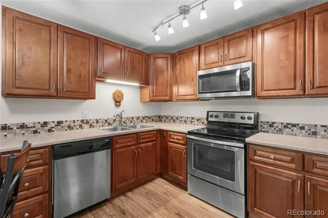595 S Alton Way #11C Denver, CO 80247