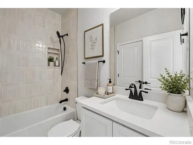 7287 Xenophon Court Arvada, CO 80005