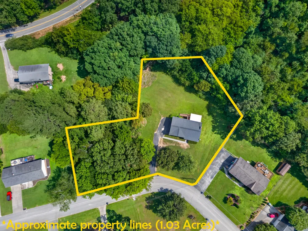 774 Brownwood Circle Ringgold, GA 30736