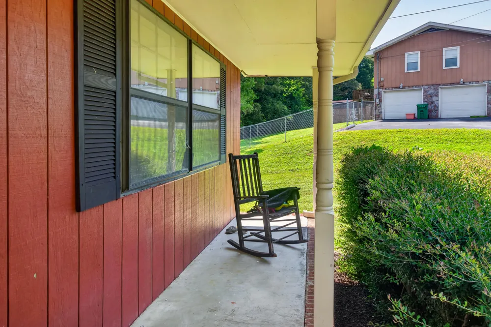 774 Brownwood Circle Ringgold, GA 30736