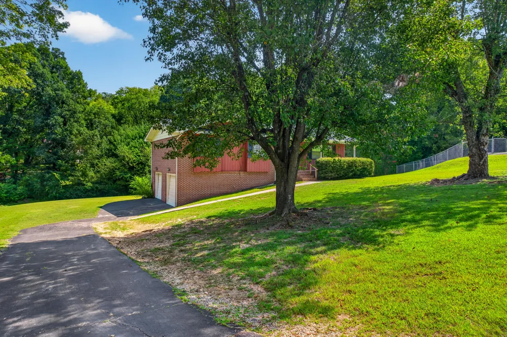 774 Brownwood Circle Ringgold, GA 30736