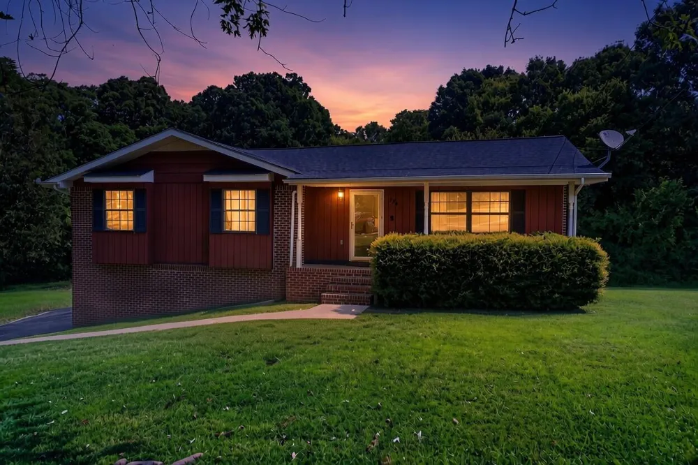 774 Brownwood Circle Ringgold, GA 30736