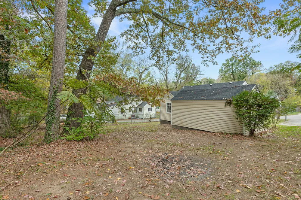 1610 Parkway Drive Chattanooga, TN 37406