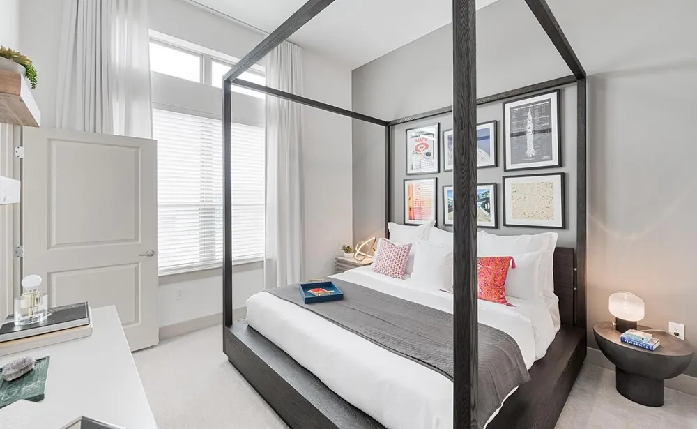 160 Birdsall Street #1117 Houston, TX 77007
