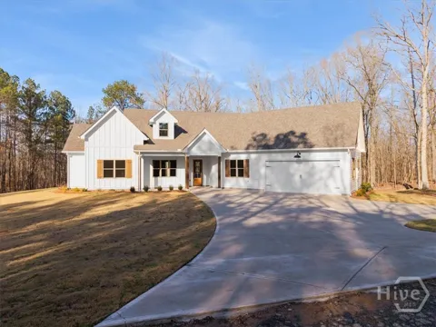 115 Oak Hill Circle Circle
