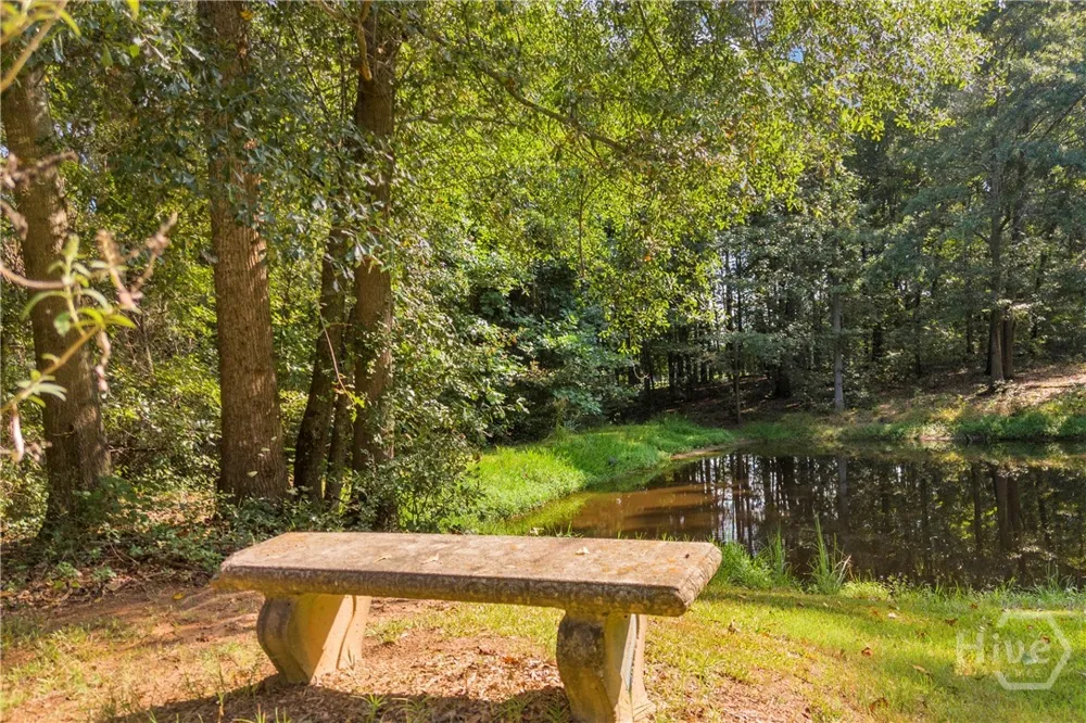 5688 Highway 82 Spur Commerce, GA 30529