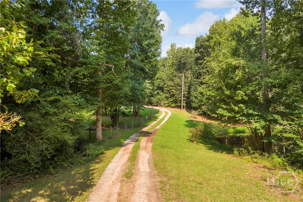 5688 Highway 82 Spur Commerce, GA 30529