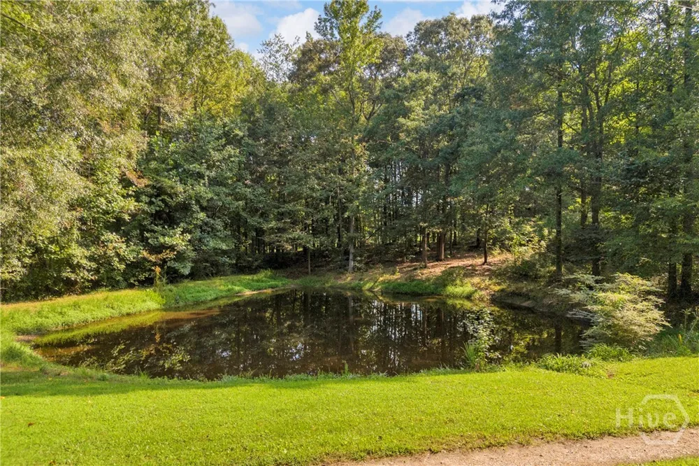 5688 Highway 82 Spur Commerce, GA 30529
