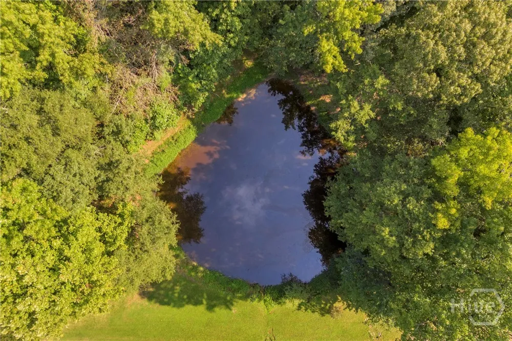 5688 Highway 82 Spur Commerce, GA 30529