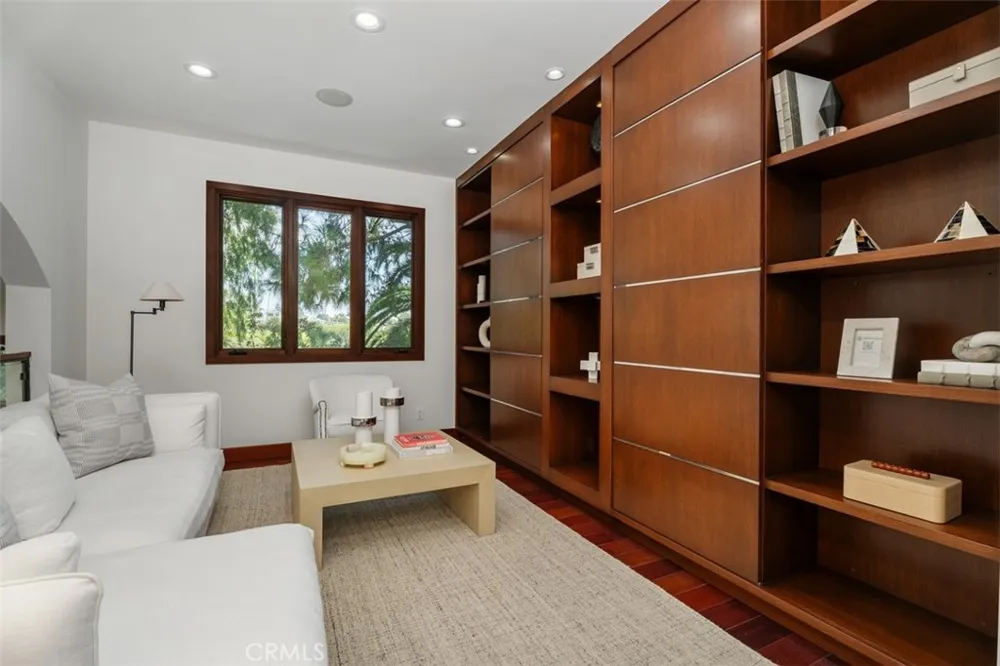 2907 Cliff Drive Newport Beach, CA 92663