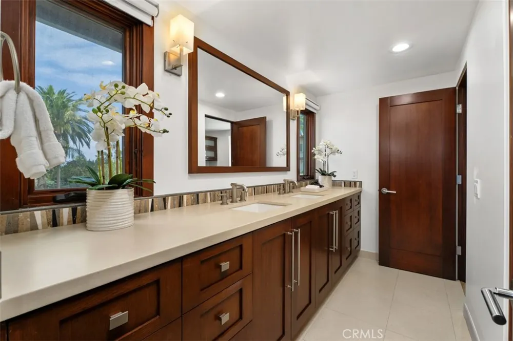 2907 Cliff Drive Newport Beach, CA 92663