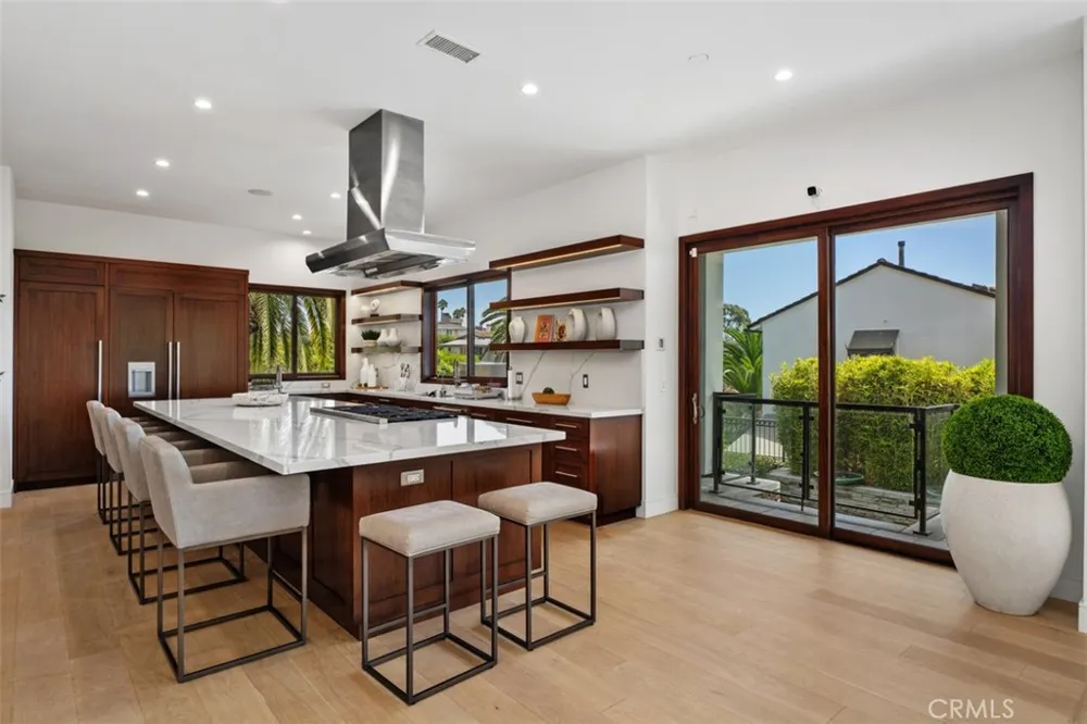 2907 Cliff Drive Newport Beach, CA 92663