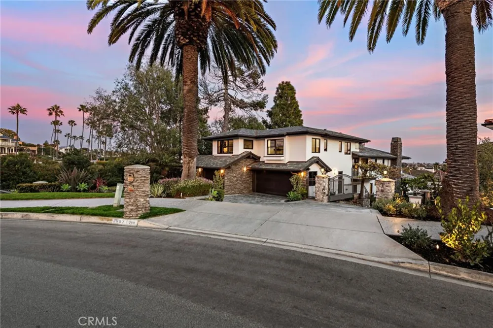 2907 Cliff Drive Newport Beach, CA 92663