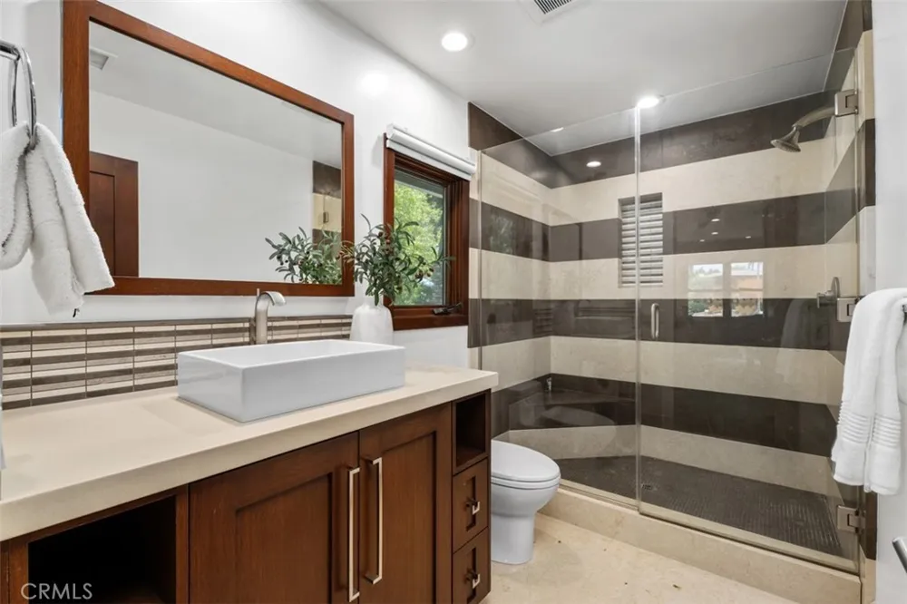 2907 Cliff Drive Newport Beach, CA 92663
