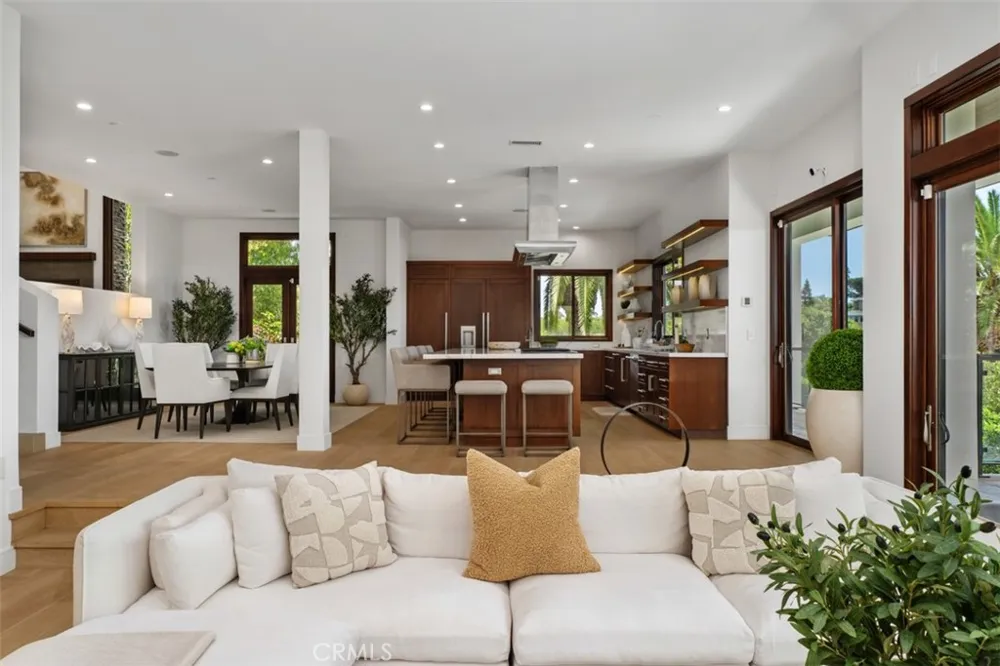 2907 Cliff Drive Newport Beach, CA 92663