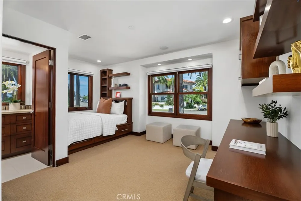 2907 Cliff Drive Newport Beach, CA 92663