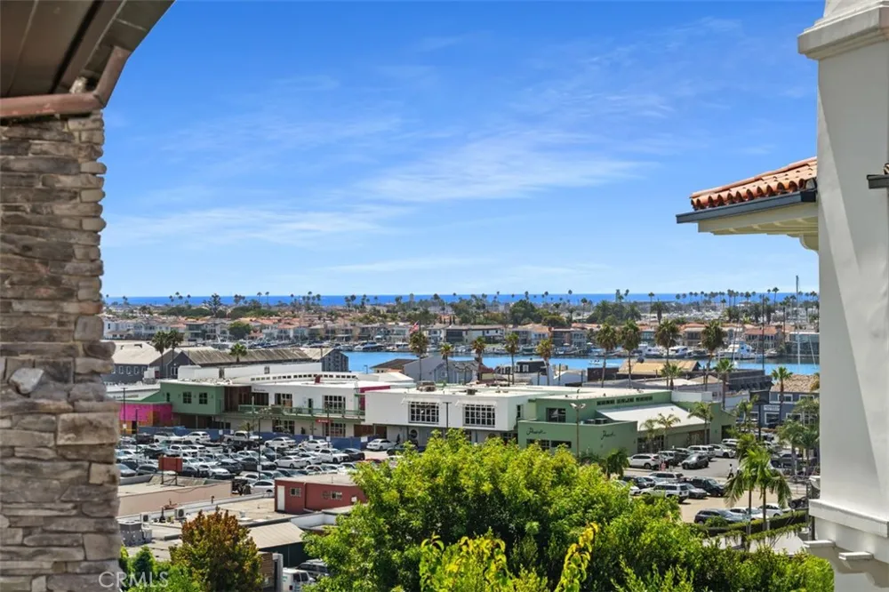 2907 Cliff Drive Newport Beach, CA 92663