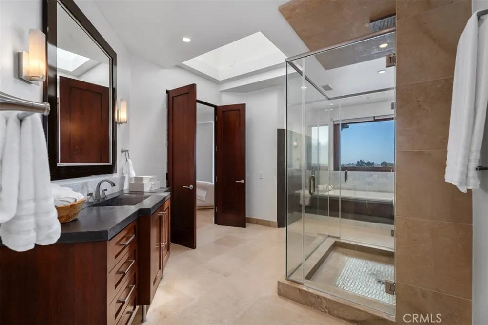 2907 Cliff Drive Newport Beach, CA 92663