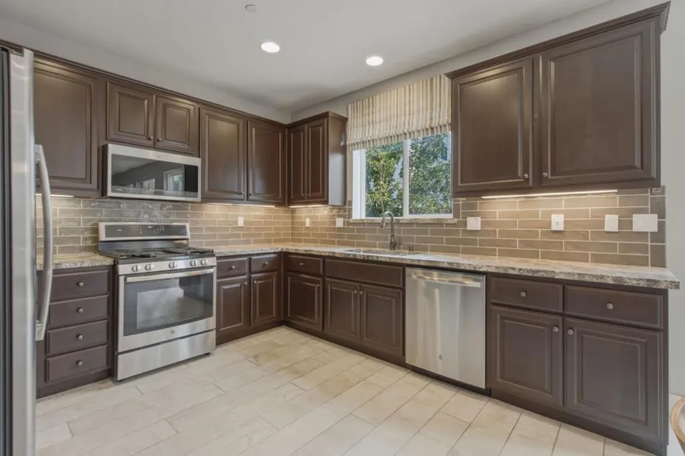 1227 Buena Vista Road Hollister, CA 95023