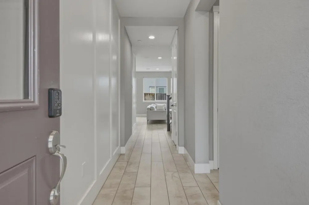 1227 Buena Vista Road Hollister, CA 95023