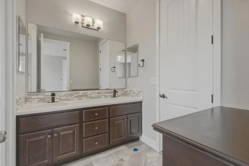 1227 Buena Vista Road Hollister, CA 95023