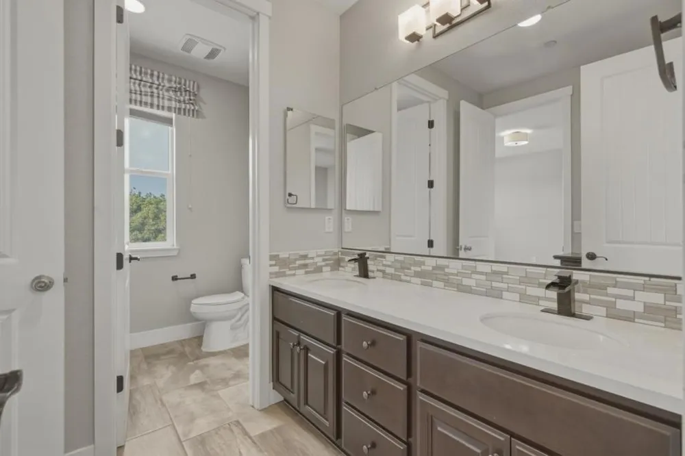 1227 Buena Vista Road Hollister, CA 95023