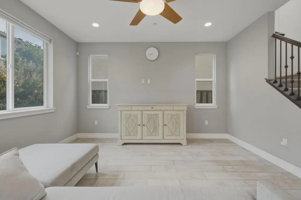 1227 Buena Vista Road Hollister, CA 95023