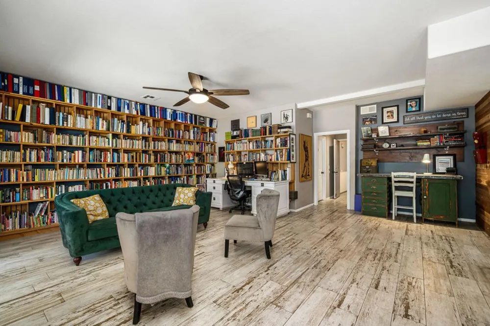 41945 Maryn Court Palm Desert, CA 92211