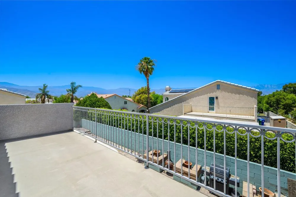 41945 Maryn Court Palm Desert, CA 92211
