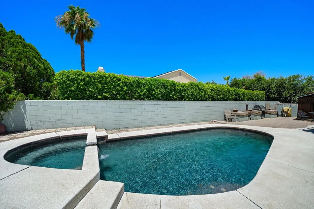 41945 Maryn Court Palm Desert, CA 92211