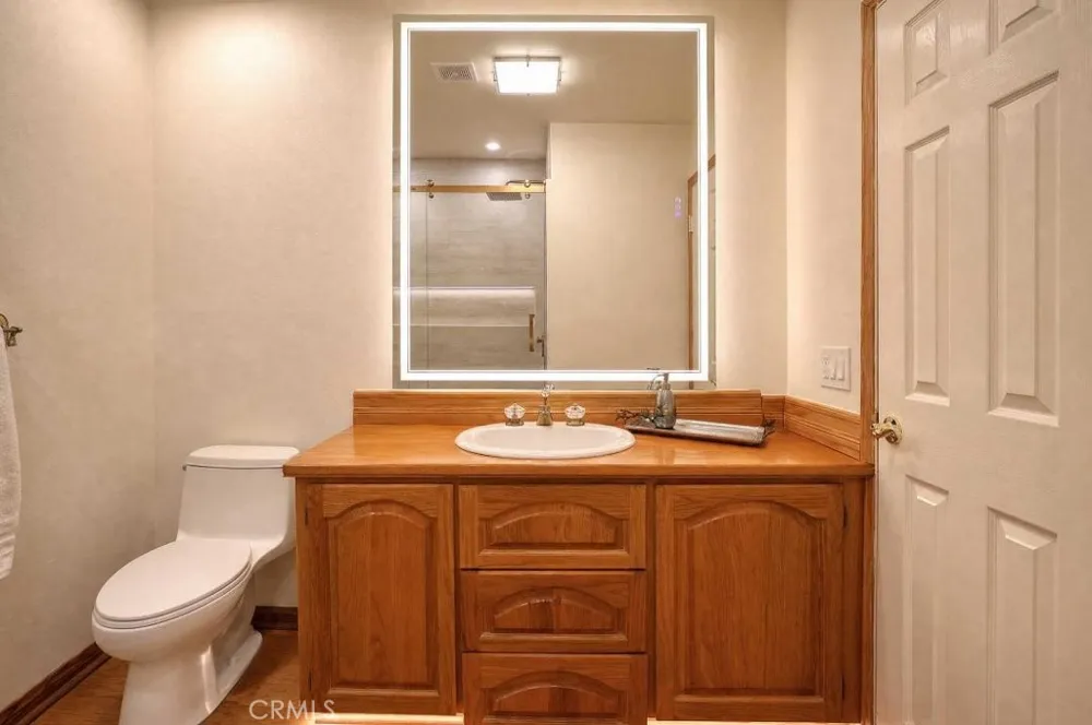 2021 Kristi Santa Ana, CA 92701