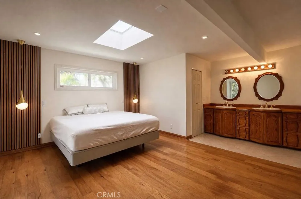2021 Kristi Santa Ana, CA 92701