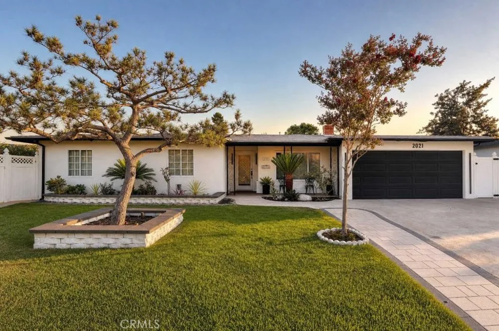 2021 Kristi Santa Ana, CA 92701