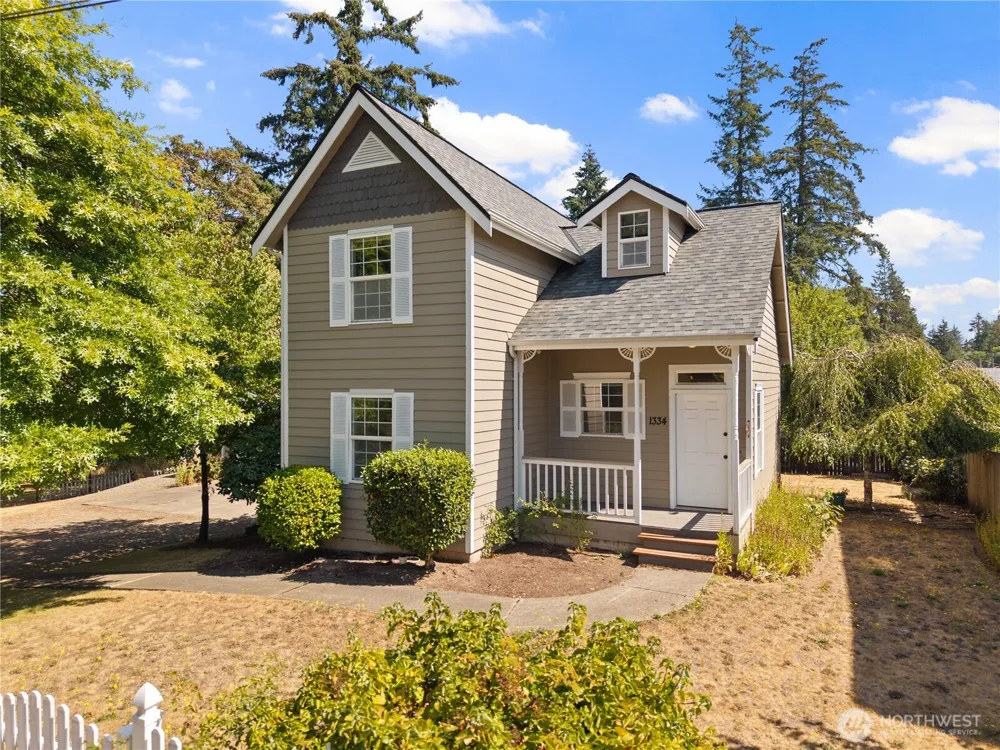 1334 Center Street Shelton, WA 98584
