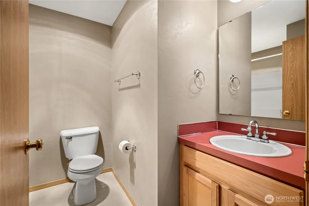 1334 Center Street Shelton, WA 98584