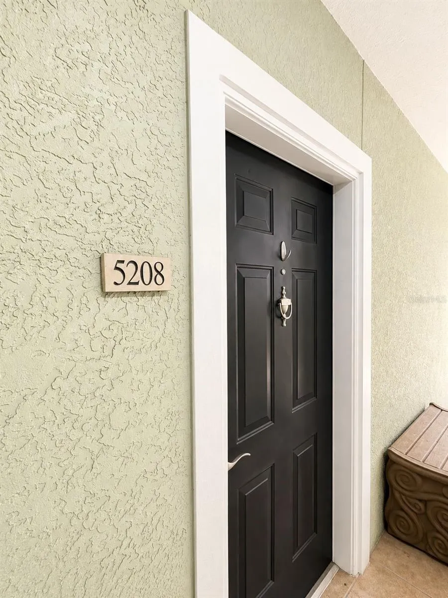 1810 E PALM AVENUE #5208 Tampa, FL 33605