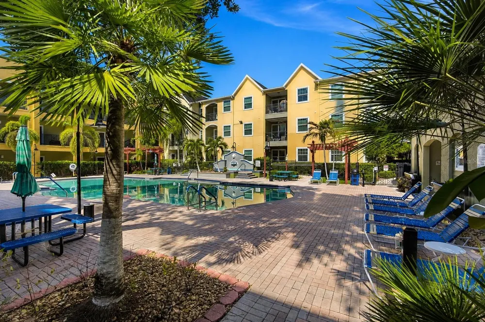 1810 E PALM AVENUE #5208 Tampa, FL 33605