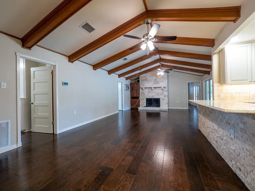 11905 Mustang Chase Drive Austin, TX 78727