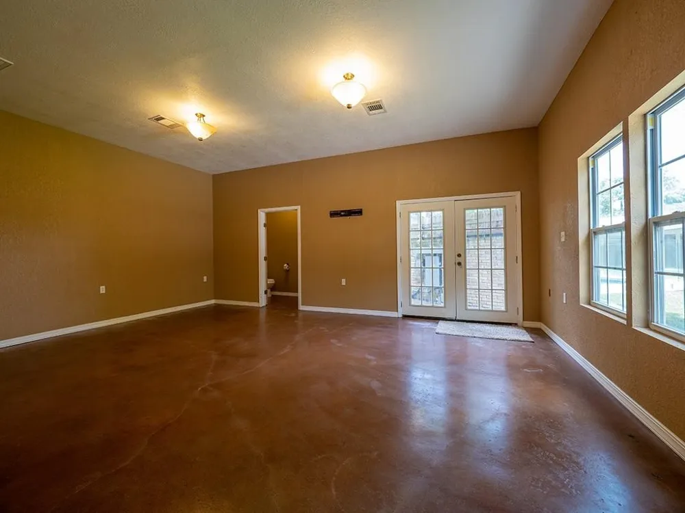 11905 Mustang Chase Drive Austin, TX 78727